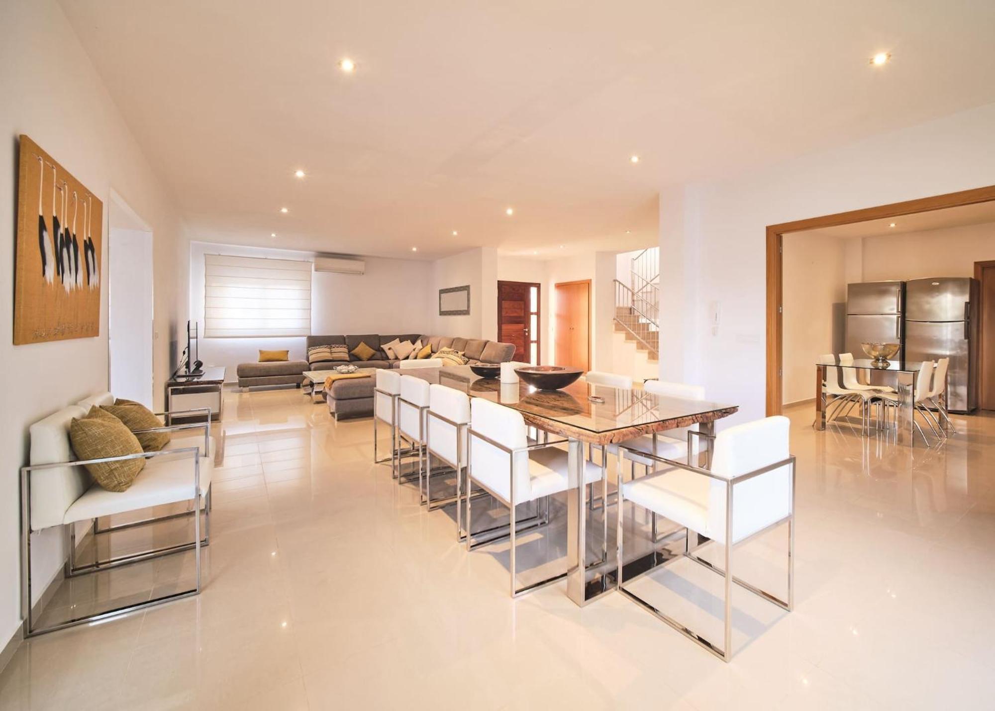Villa Romeo 2Km From Ibiza Town And 1Km From Talamanca Beach Santa Eularia des Riu Exterior foto