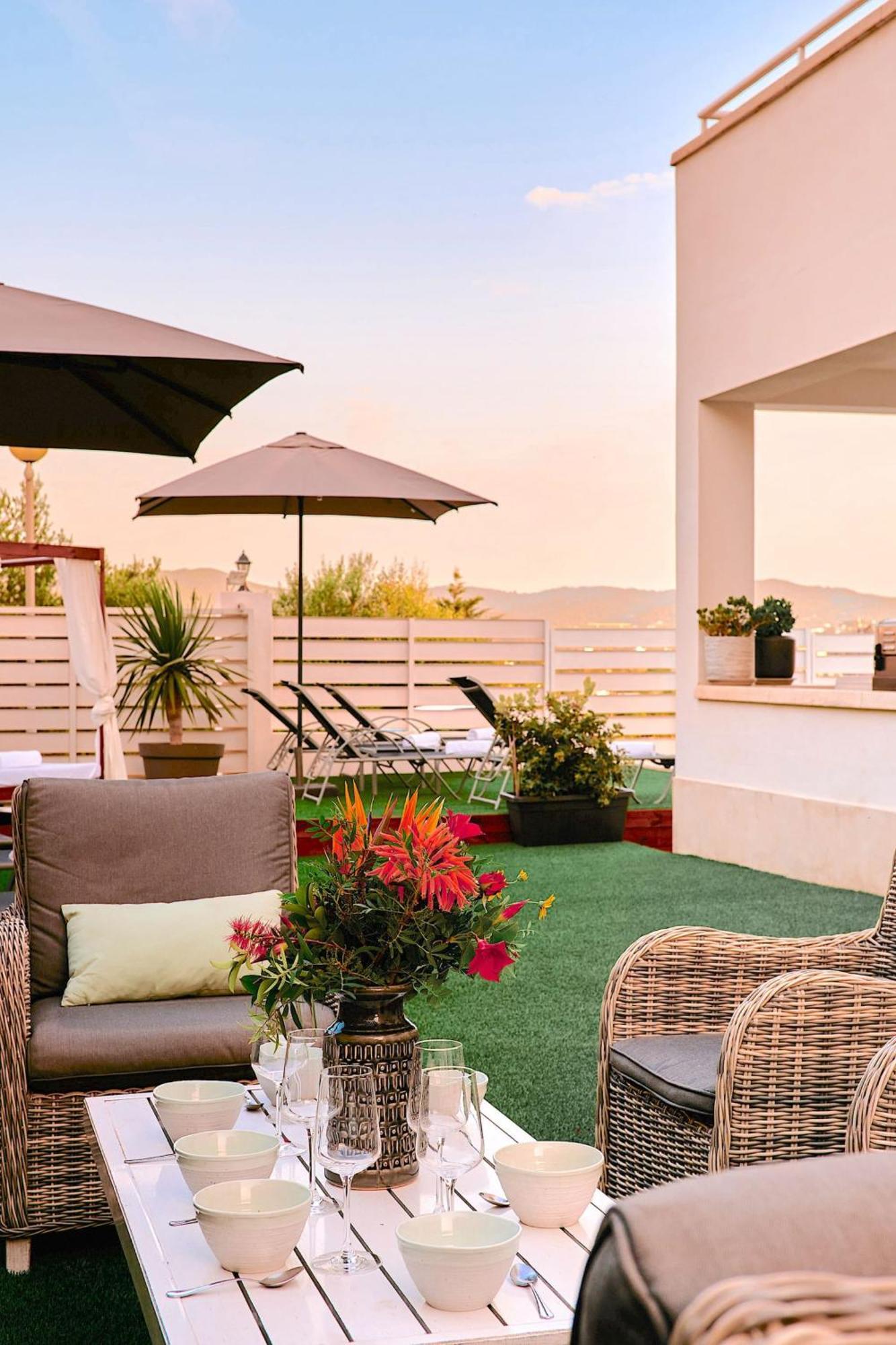 Villa Romeo 2Km From Ibiza Town And 1Km From Talamanca Beach Santa Eularia des Riu Exterior foto